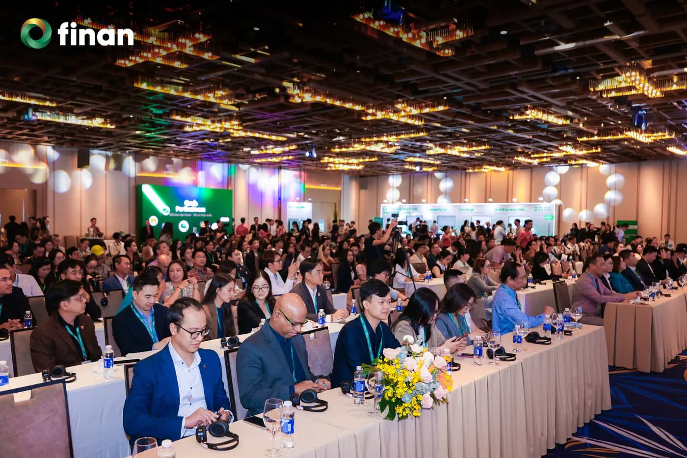 Toàn cảnh hội trường sự kiện Finan