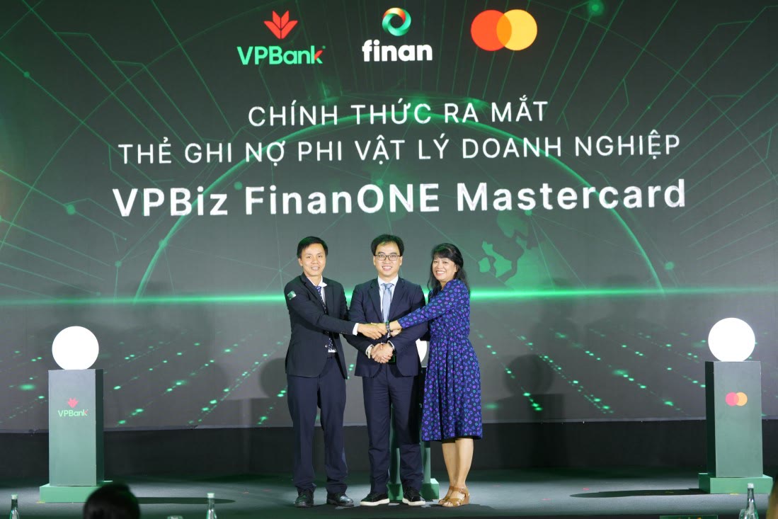 Cùng VPBank và Mastercard